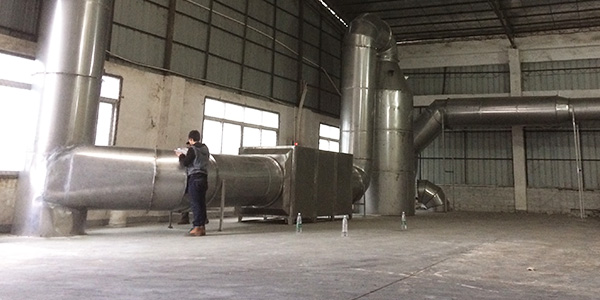 工業(yè)粉塵治理設(shè)備之粉塵污染特點及原因