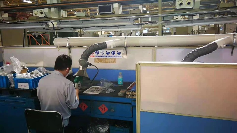 車間焊接煙塵抽排系統(tǒng)，選高負(fù)壓還是低負(fù)壓？